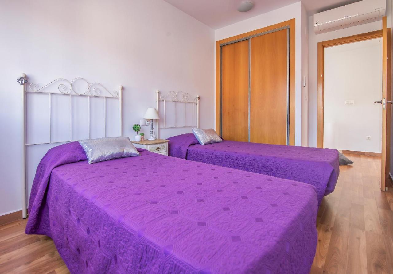 Villa Moderna Con Piscina إل كامبيلو المظهر الخارجي الصورة