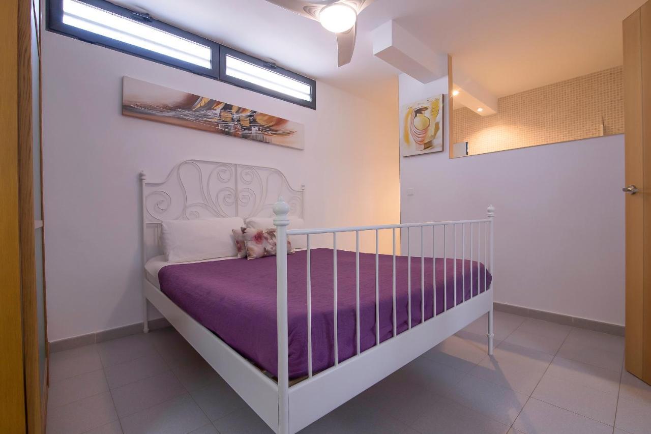 Villa Moderna Con Piscina إل كامبيلو المظهر الخارجي الصورة